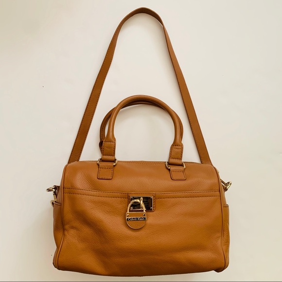 Calvin Klein 👜 Satchel in Tan - Picture 8 of 8
